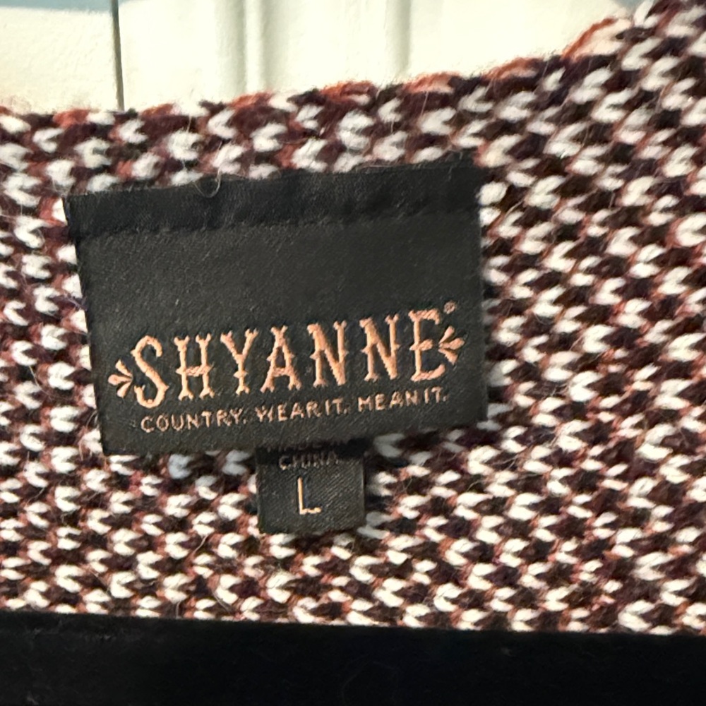 Shyanne Ivory and Black Hooded Cardigan with Fringe - Picture 2 of 4